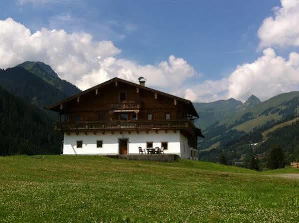 Alpenbauernhaus Vorderbrandthof Заалбах-Хинтерглем Екстериор снимка